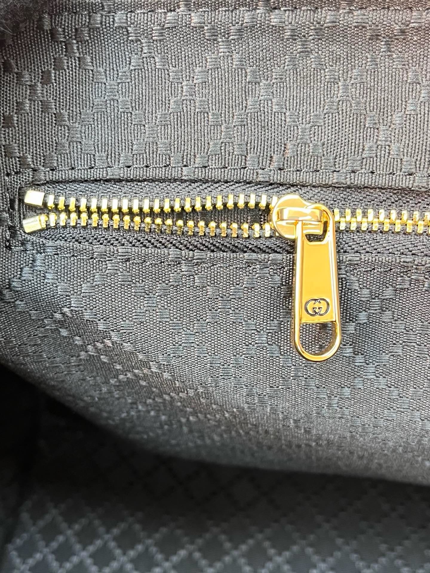 Borsetto Gucci 866734.1