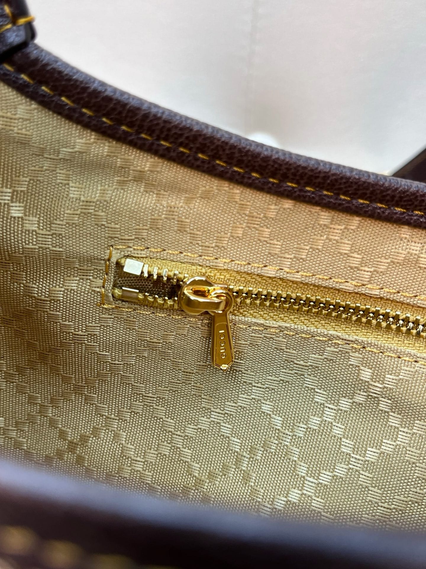Jackie Slim Gucci 863137.1