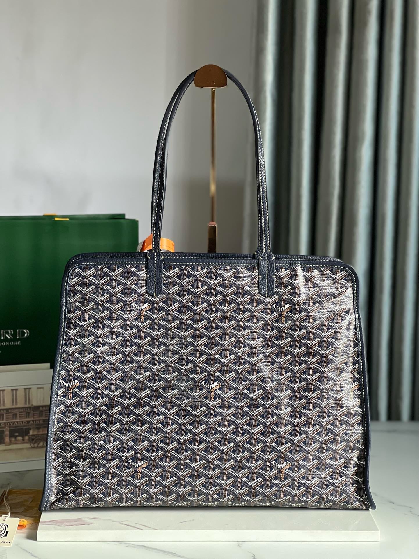 Hardy-3 Goyard