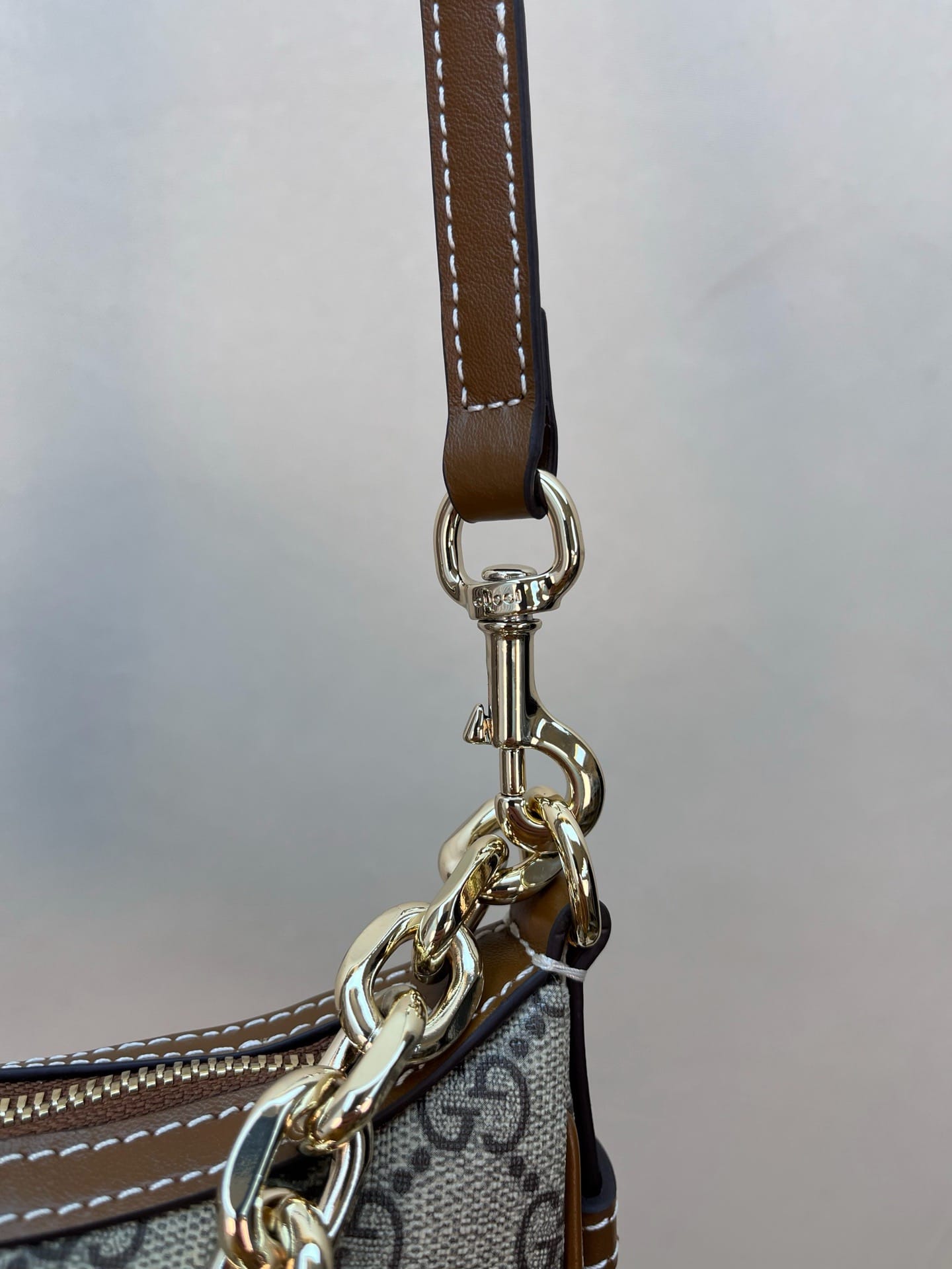 Emblem Gucci 847447