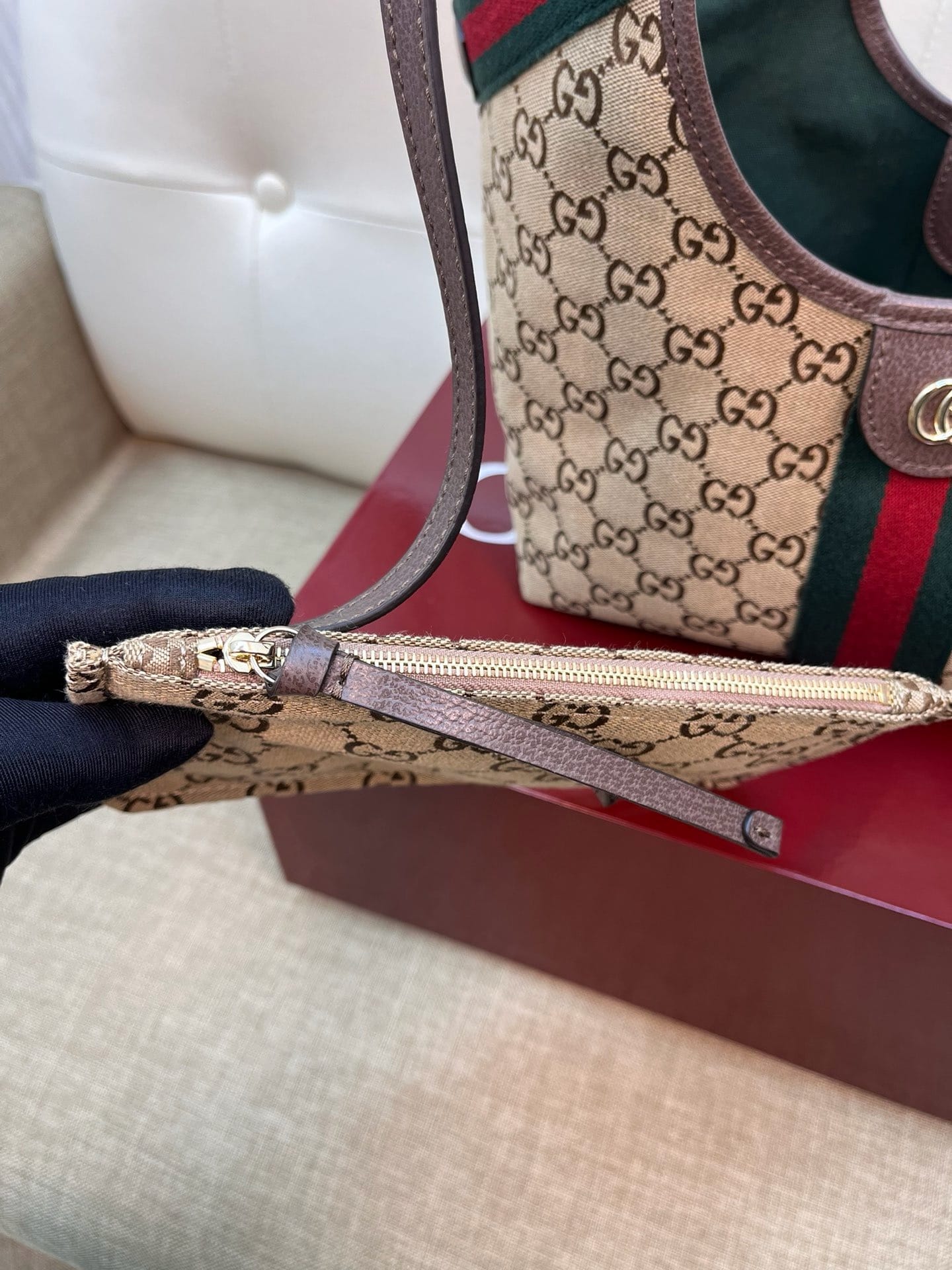 Giglio Gucci 860845.1