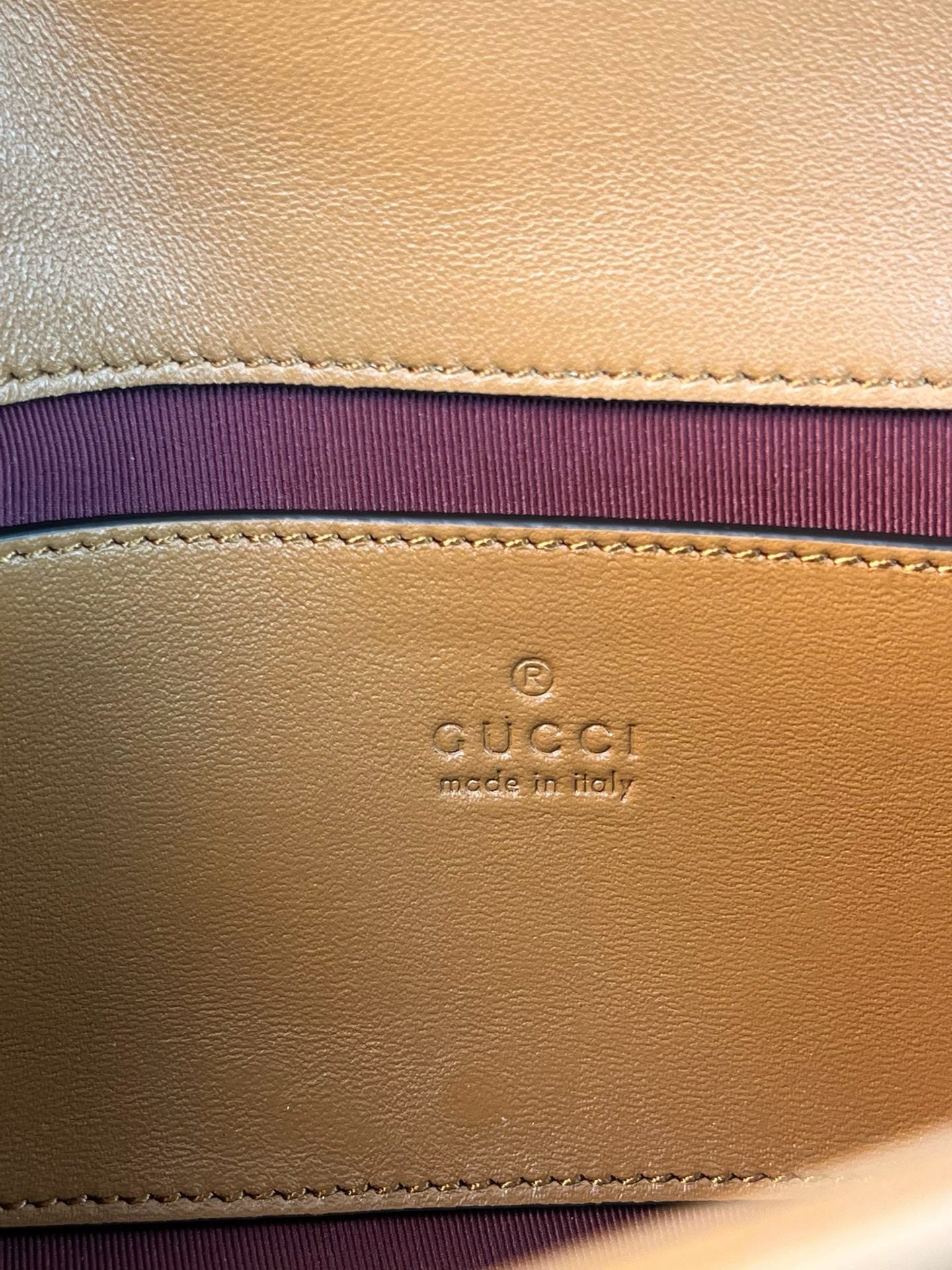 Marmont Gucci 837280.1
