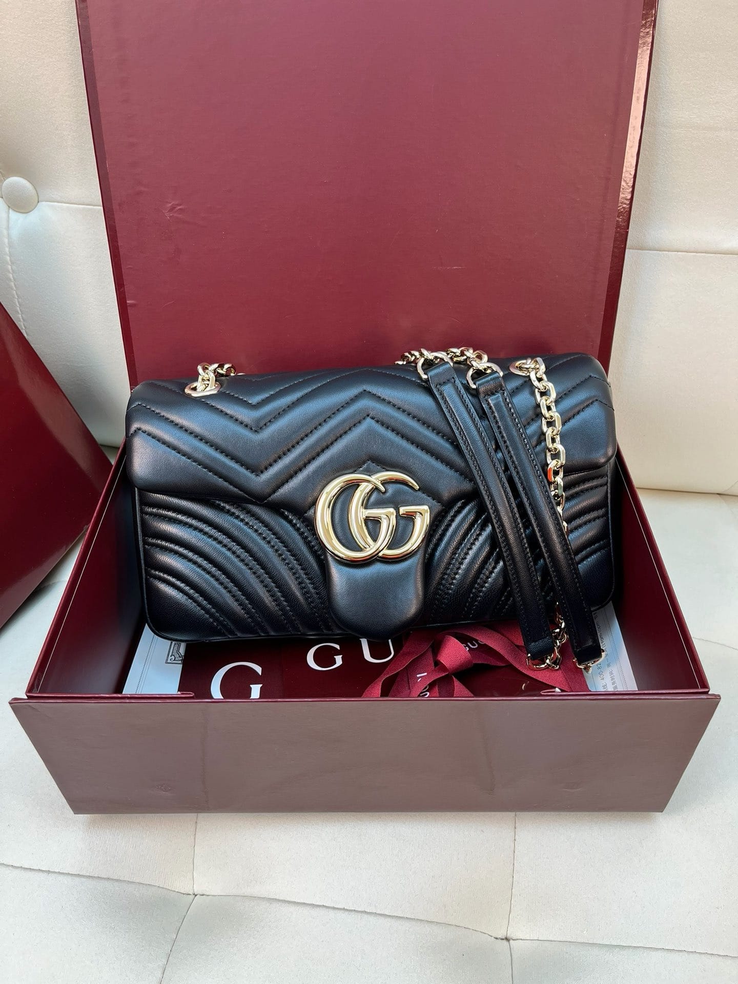 Marmont Gucci 837267.3