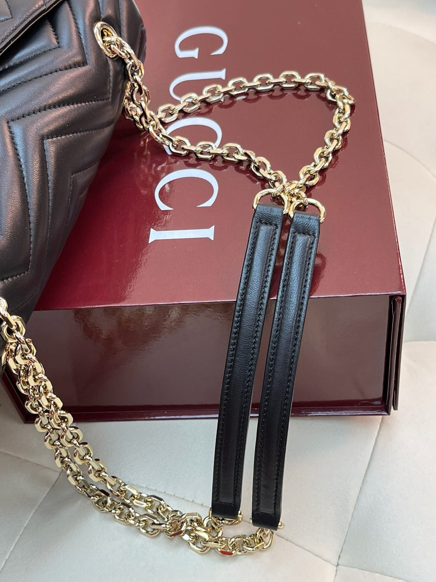 Marmont Gucci 837267.3