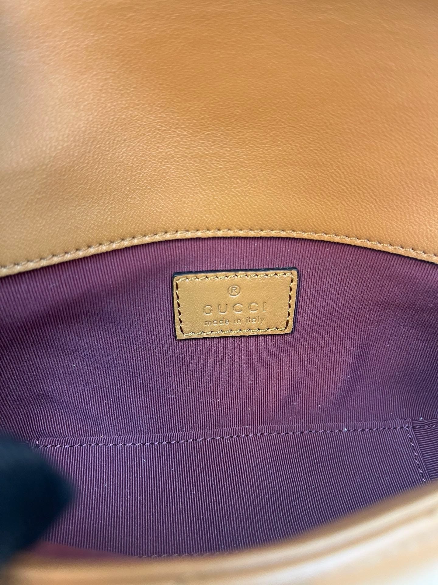 Marmont Gucci 841290.1