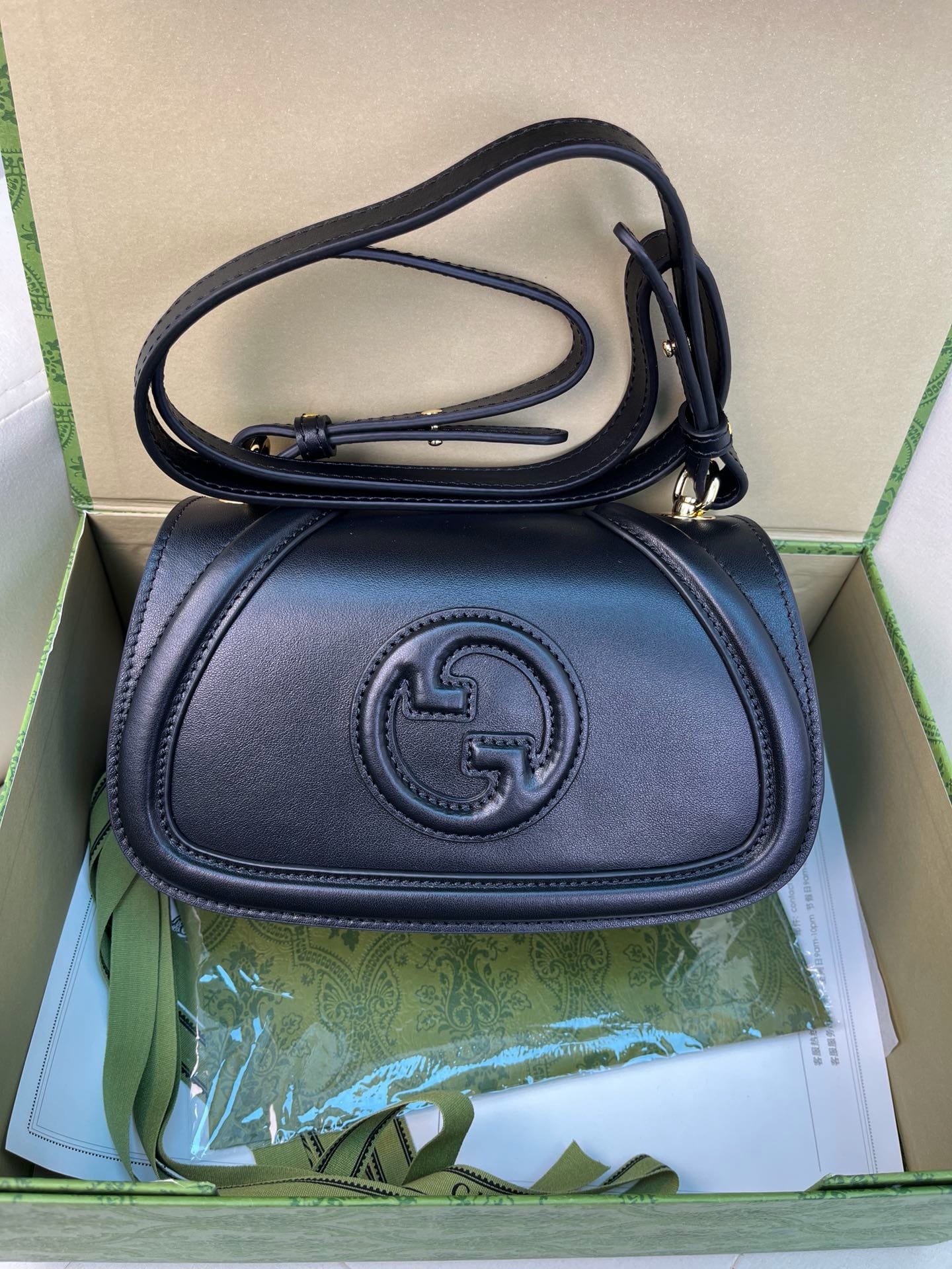 Blondie Gucci 815700