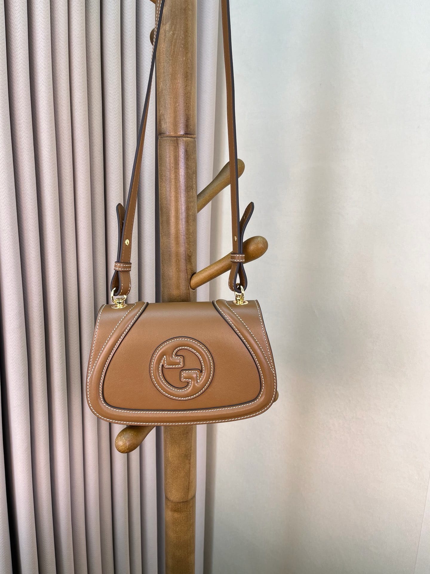Blondie Gucci 815700.1