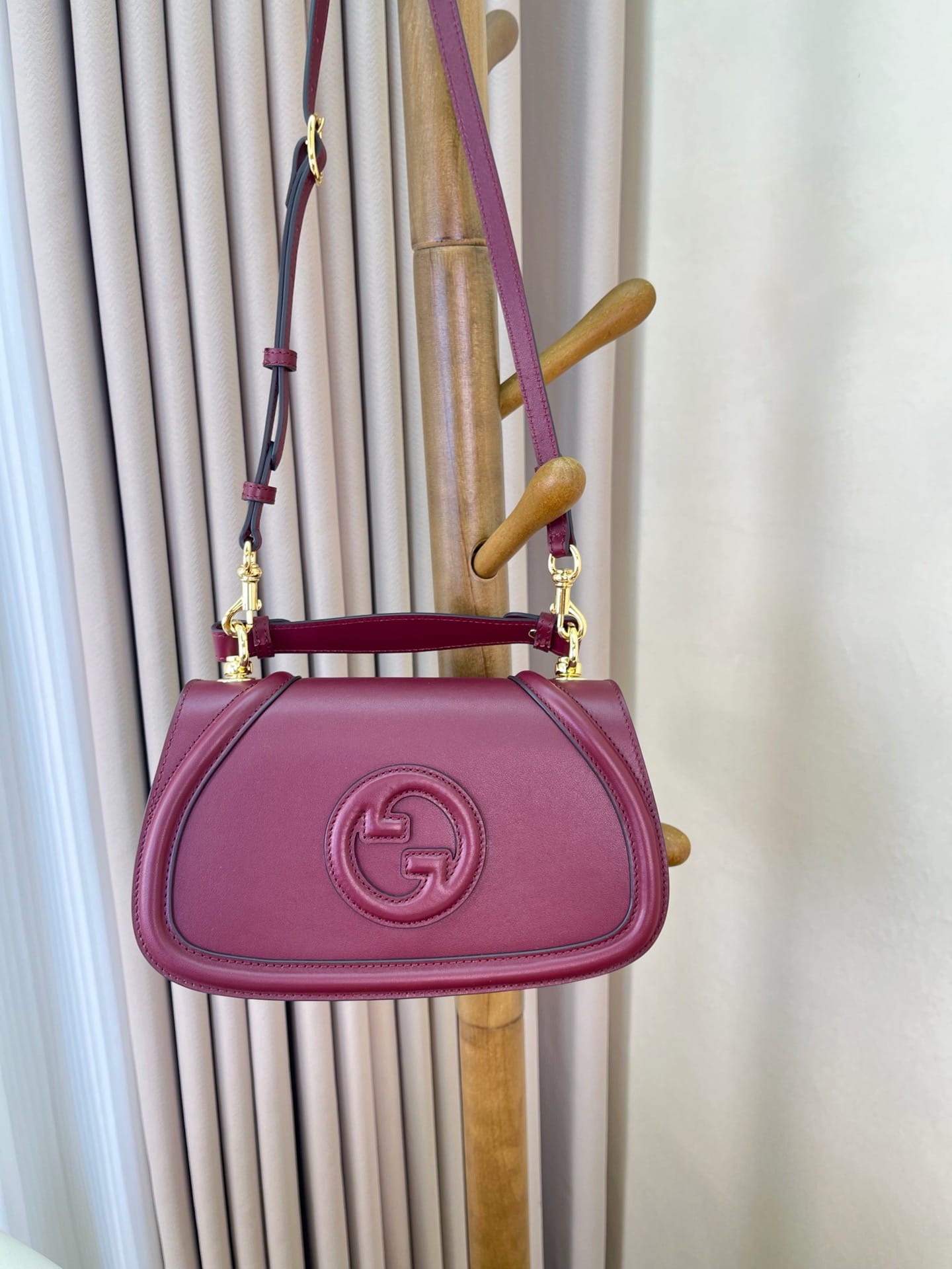 Blondie Gucci 815714