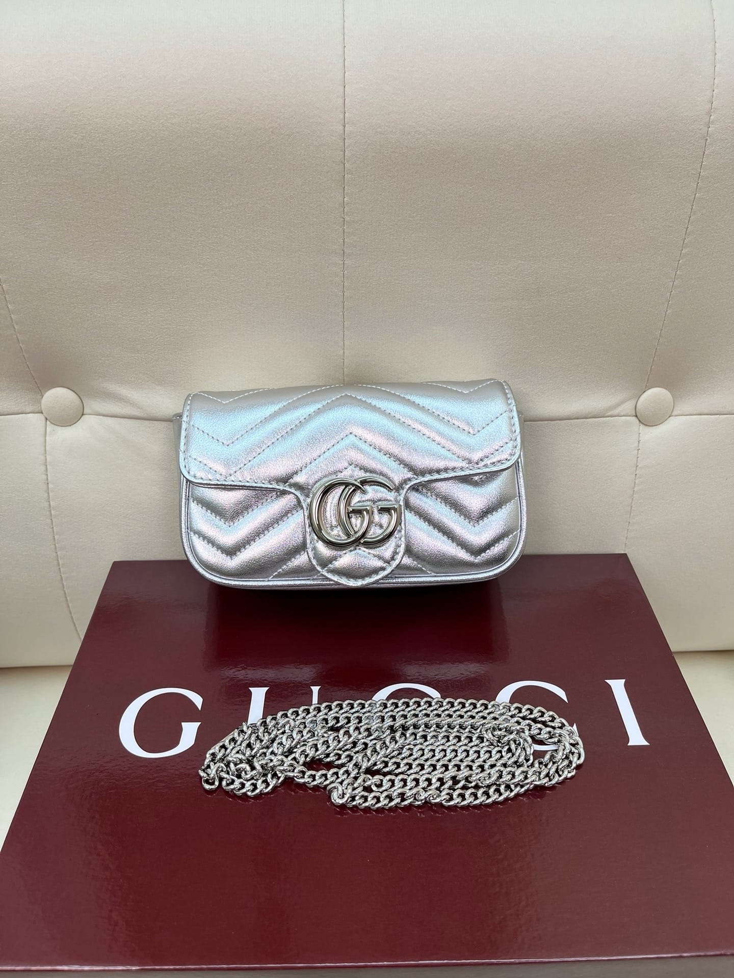 Marmont Gucci 476433