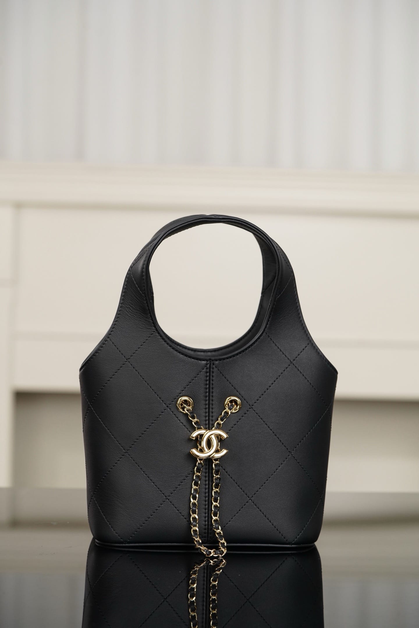 26c Hobo Chanel 1