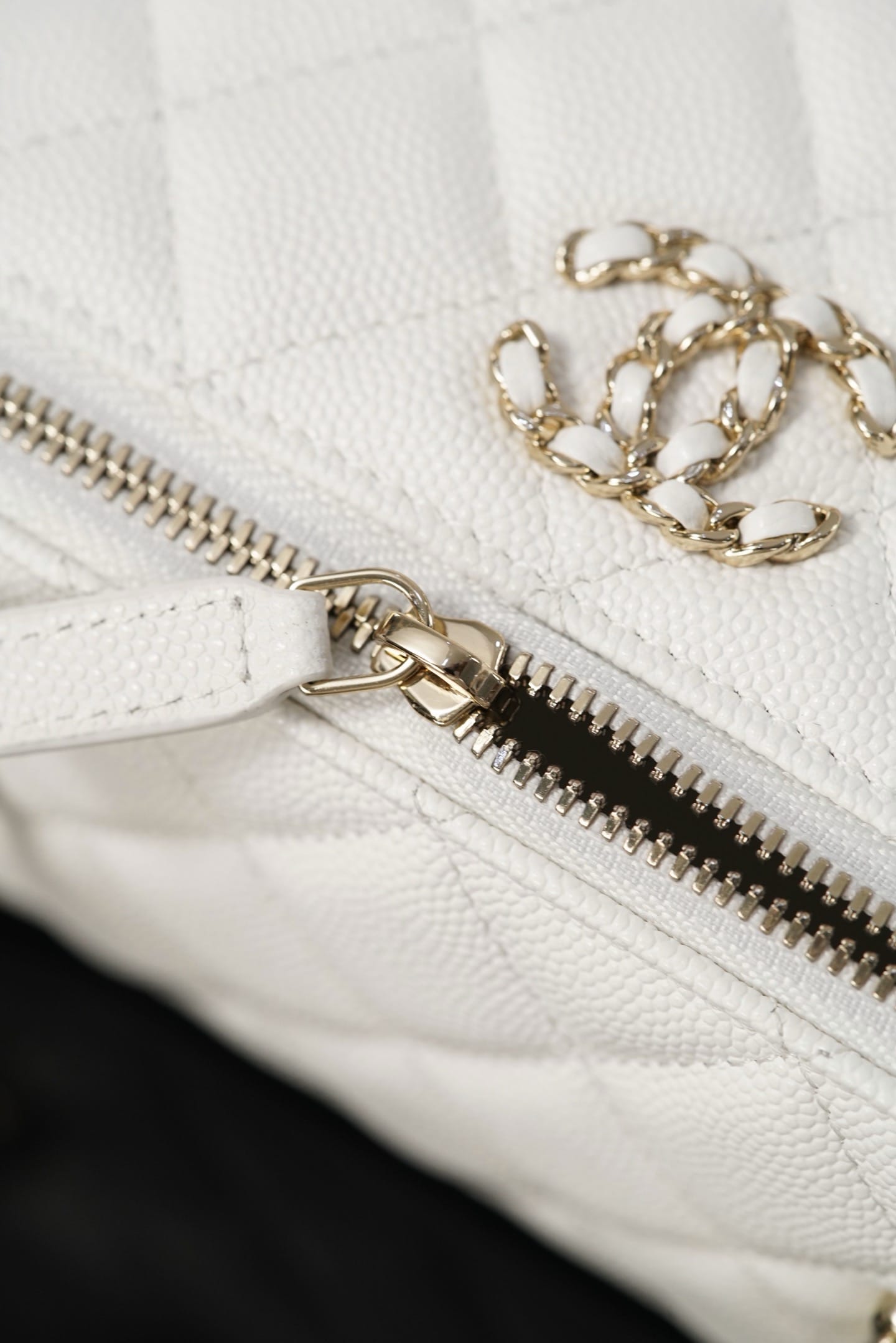 26s Vanity Chanel 2