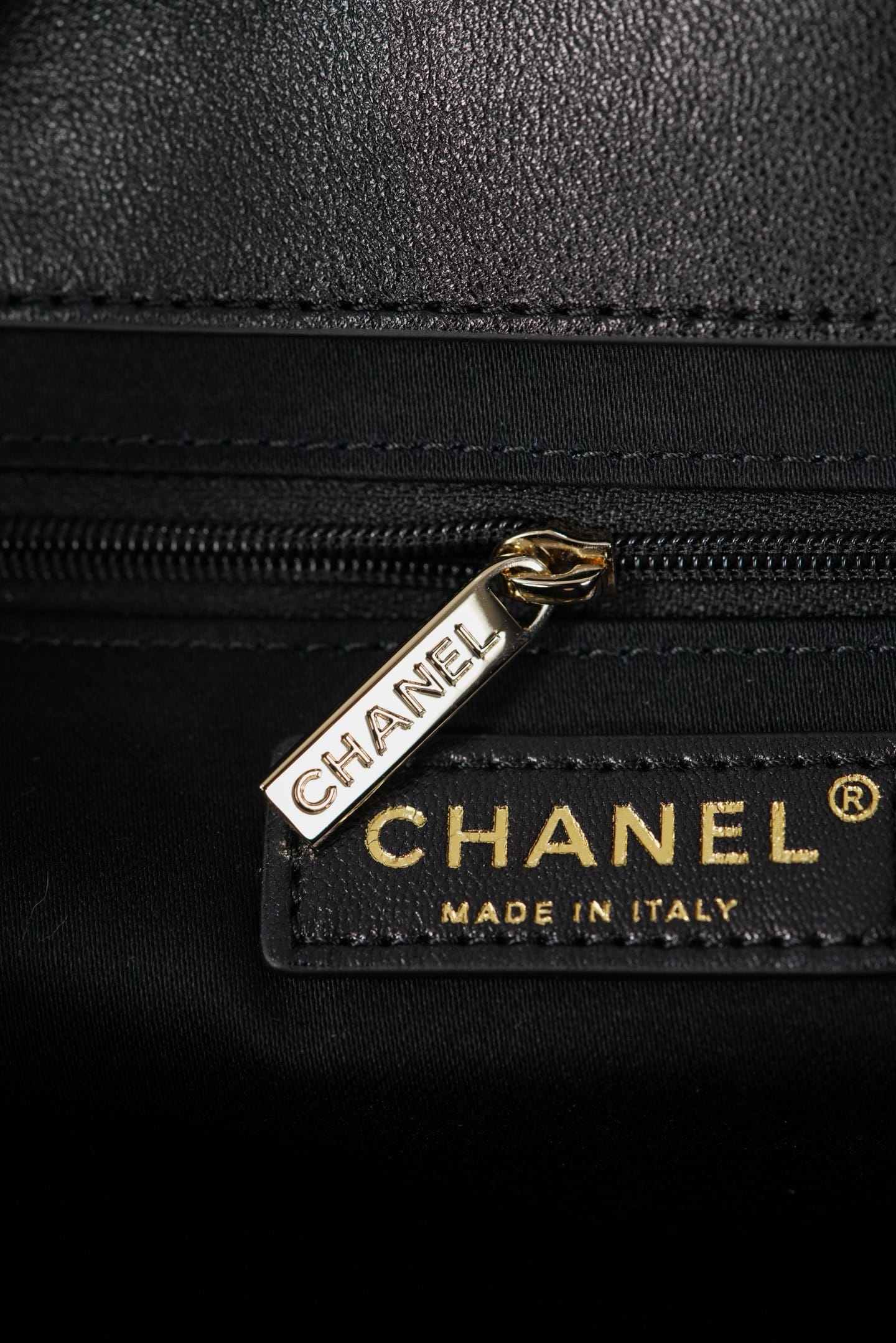 26p hobo Chanel 2