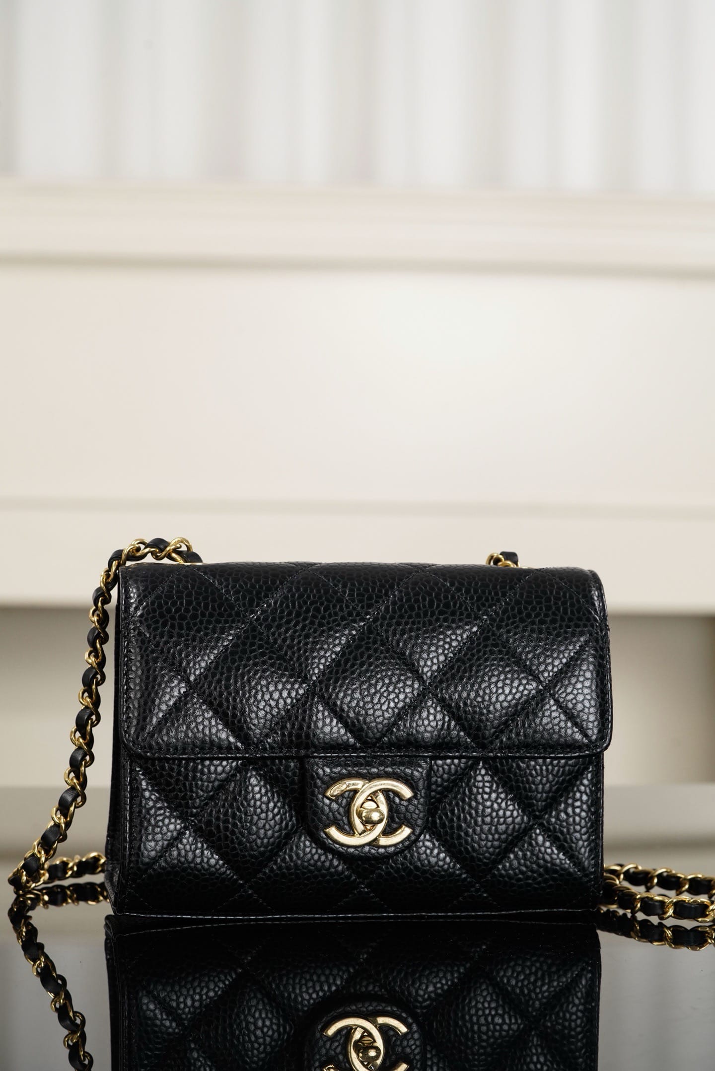 26c mini CF Chanel 4