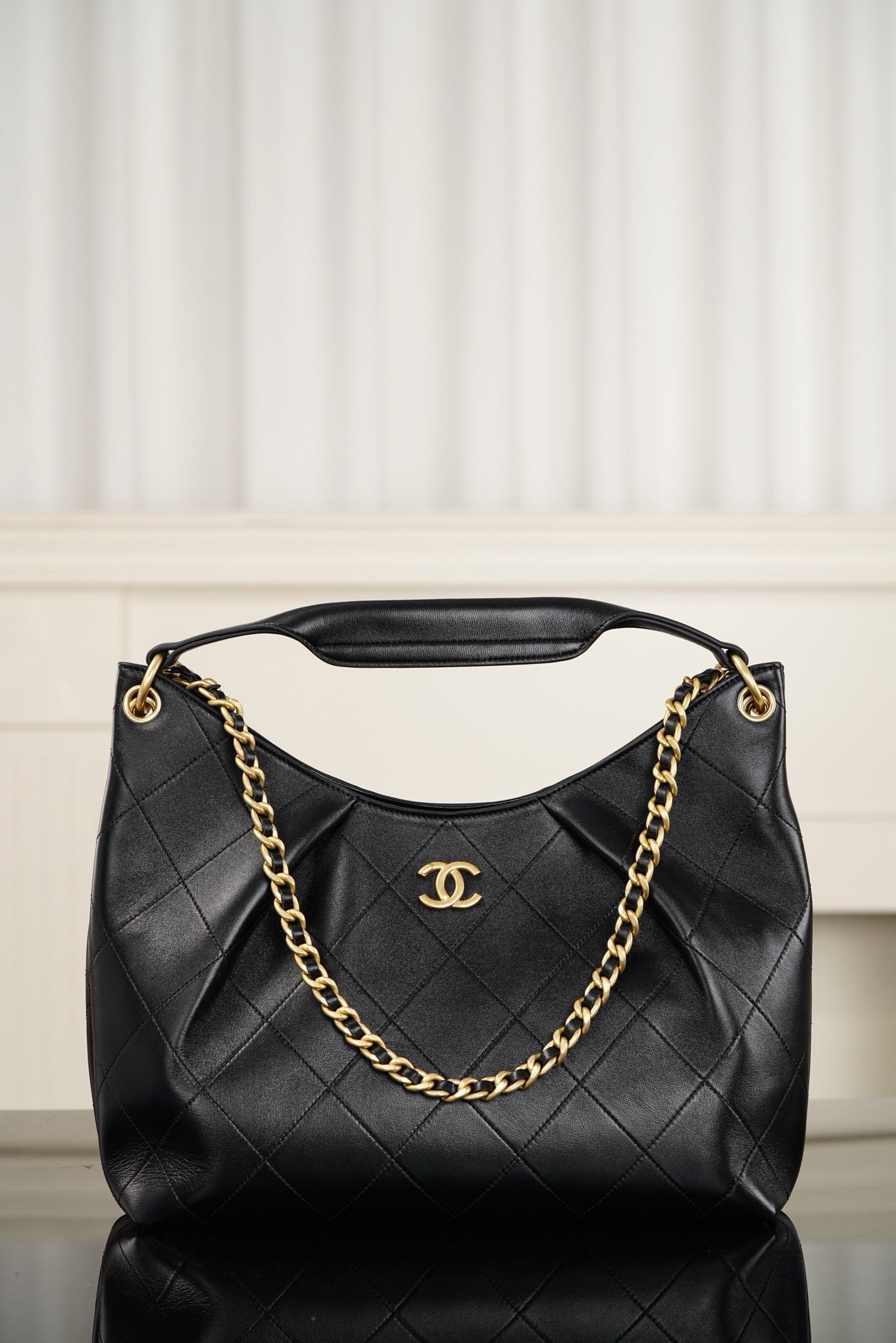 26c Hobo Chanel 101