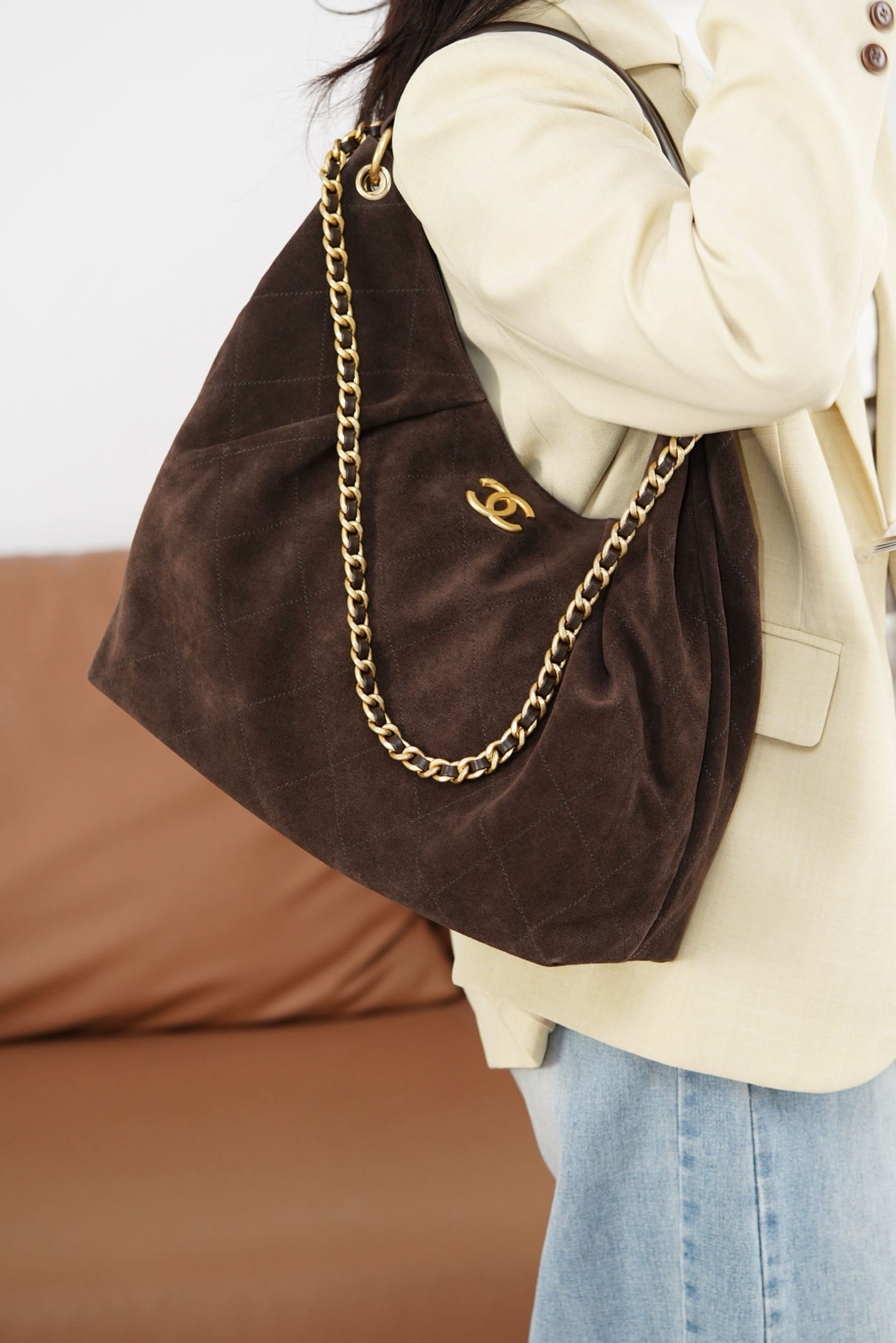 26c Hobo Chanel 105