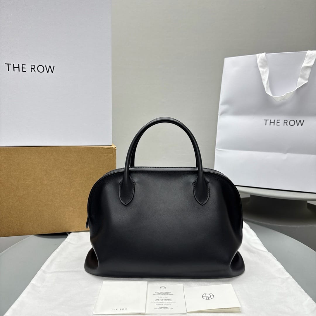 Agnes The Row 1737