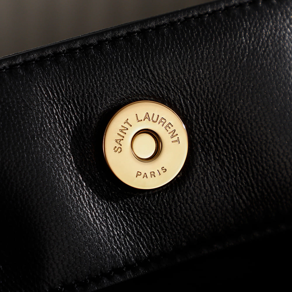 Jamie Saint Laurent 833948