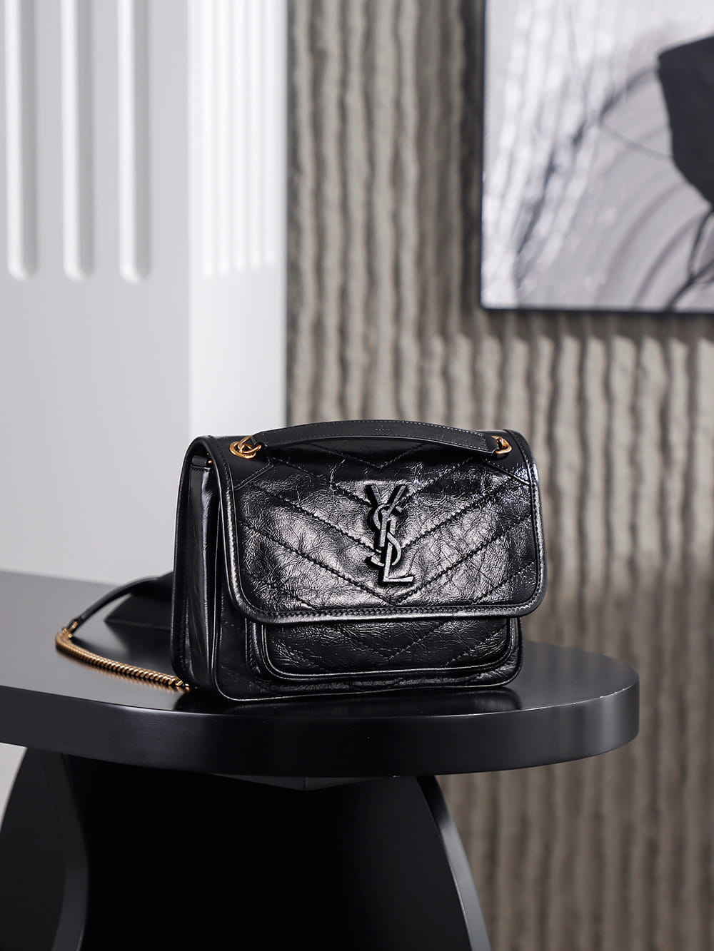 Niki Saint Laurent 633151.3