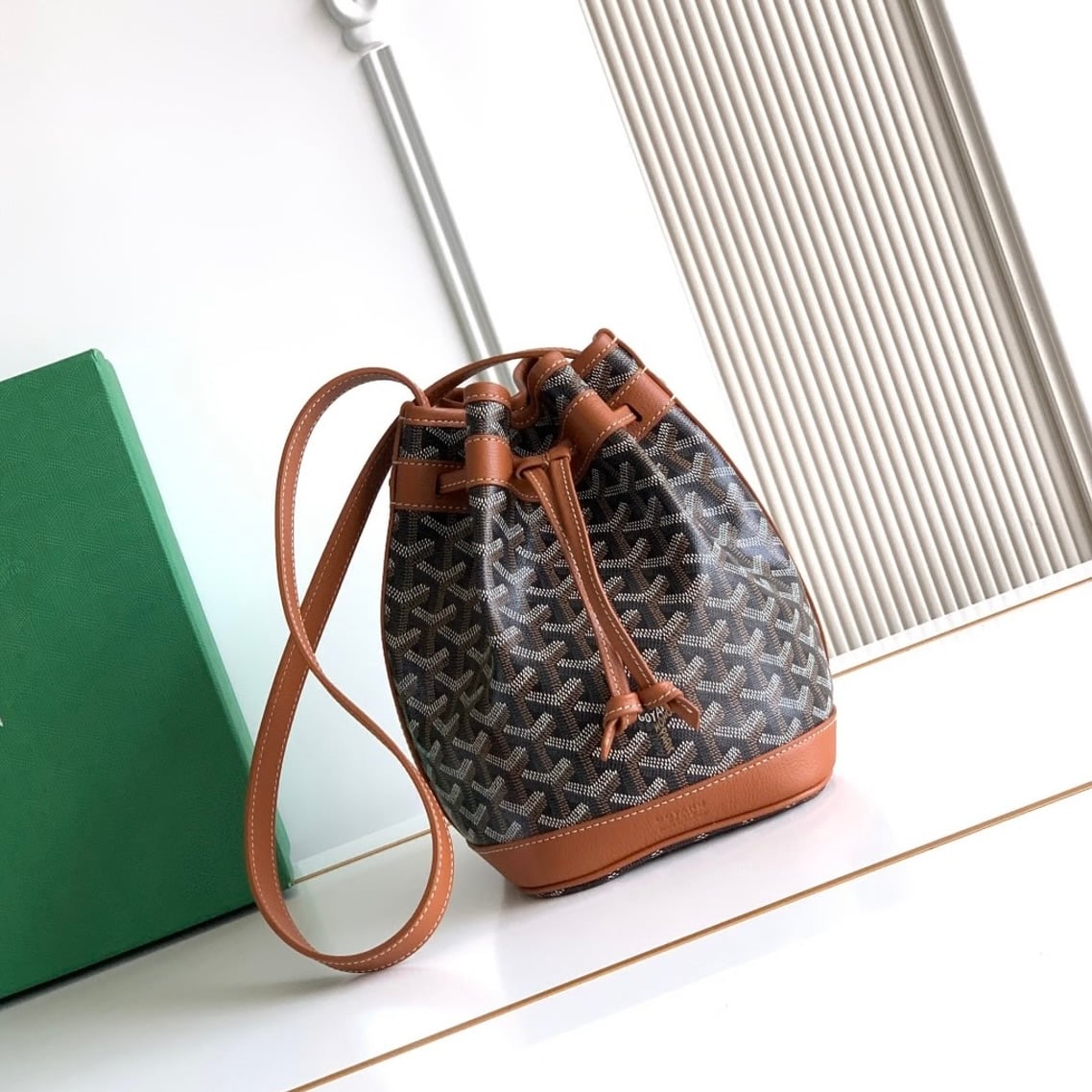 Bucket Bag