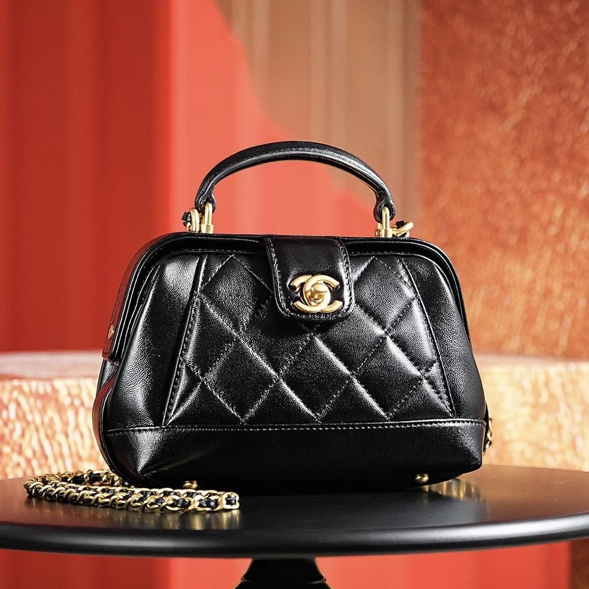 Mini bag with top handle