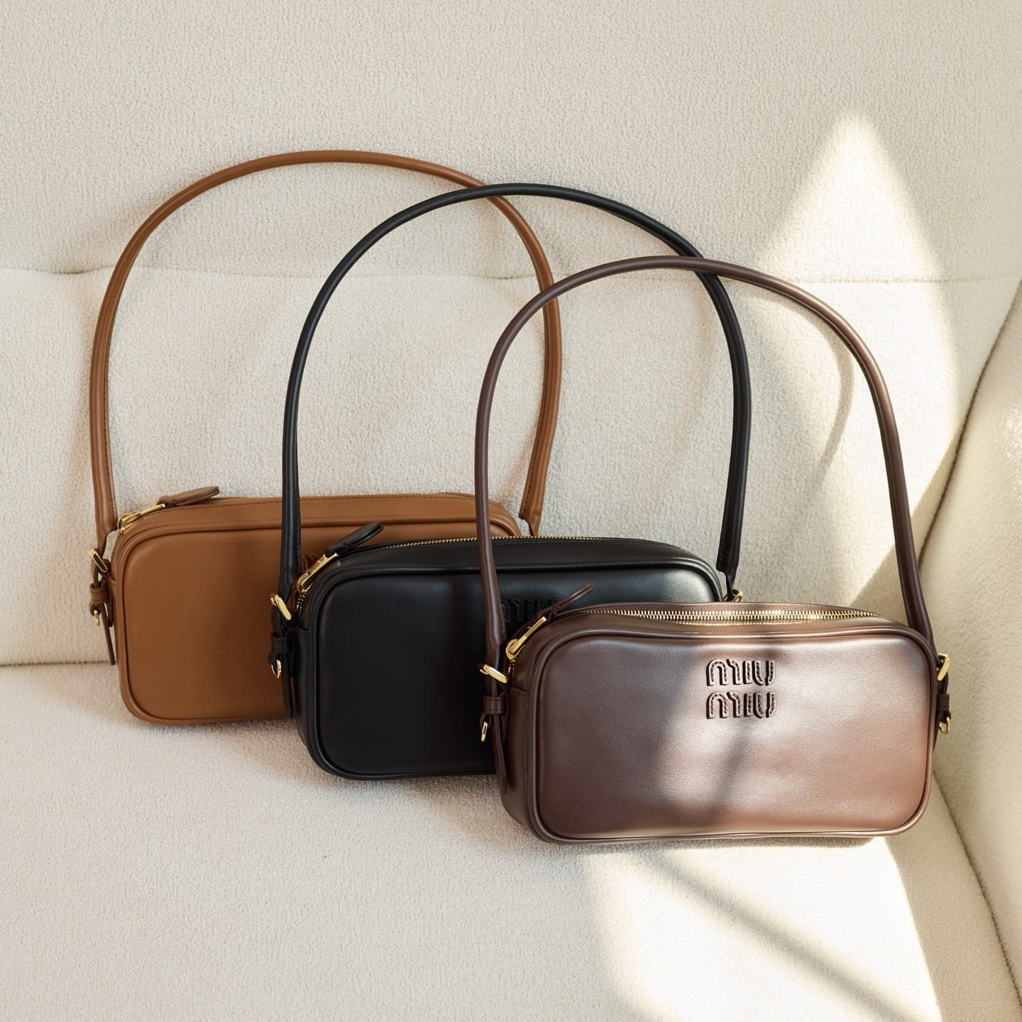 Leather pouch 5NE024