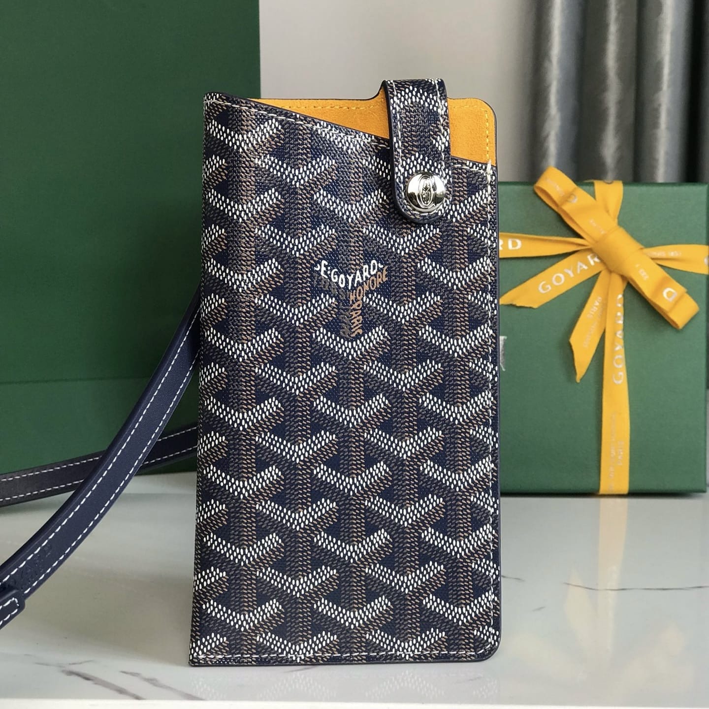 Сумка для телефона