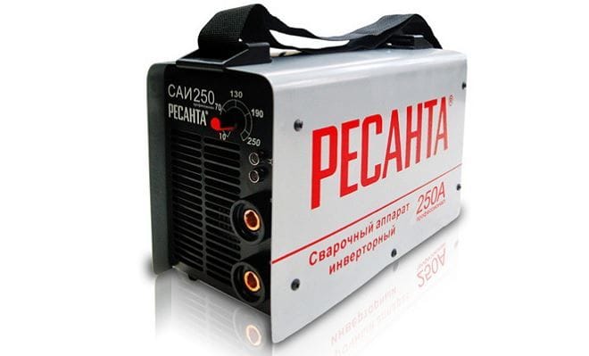 Сварочный инверторный аппарат Ресанта САИ 250