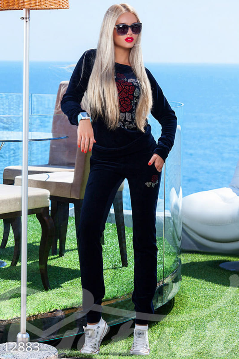 Женский велюровый костюм Azure