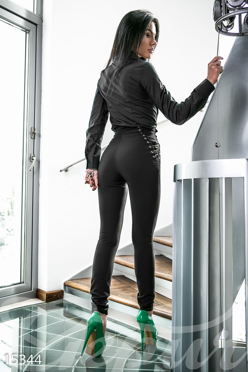 Брюки со шнуровкой Escape