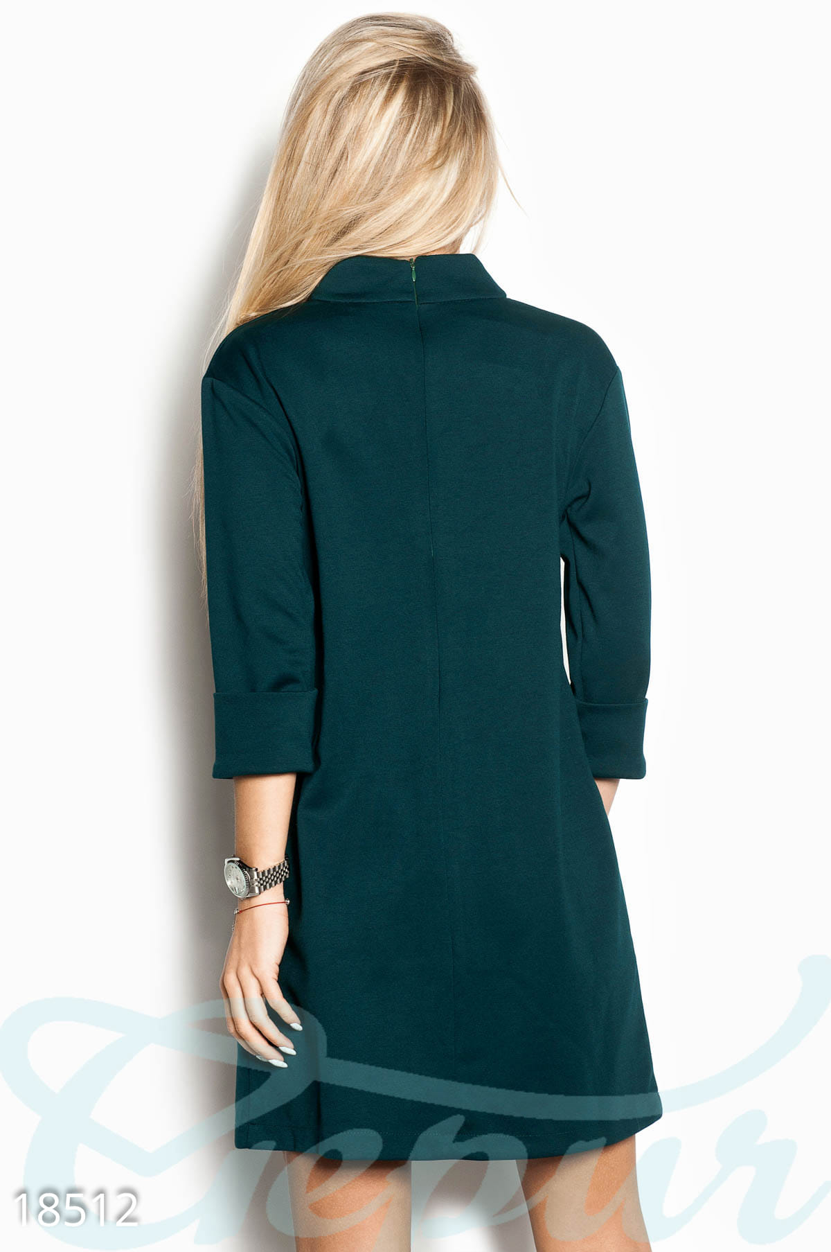 Платье с брошью Gentle