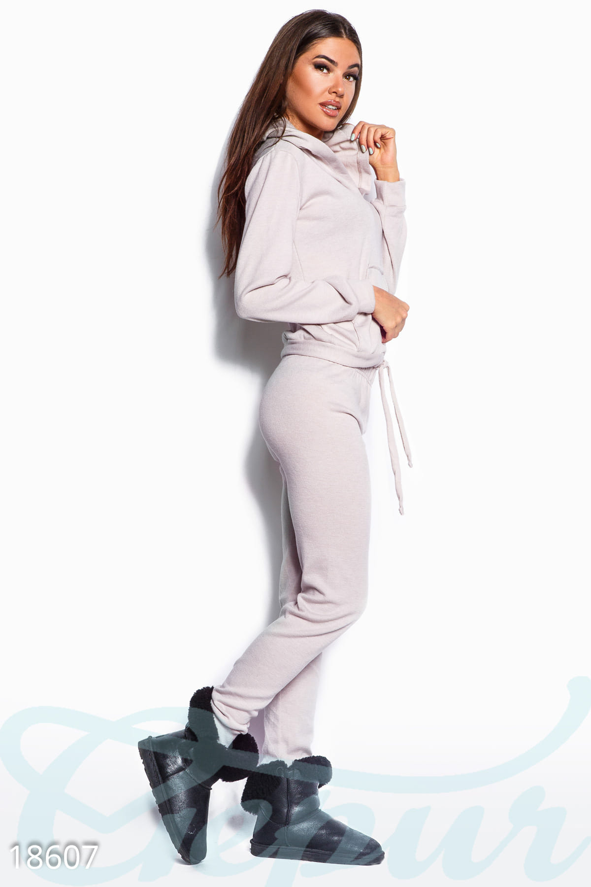 Костюм с капюшоном Gentle