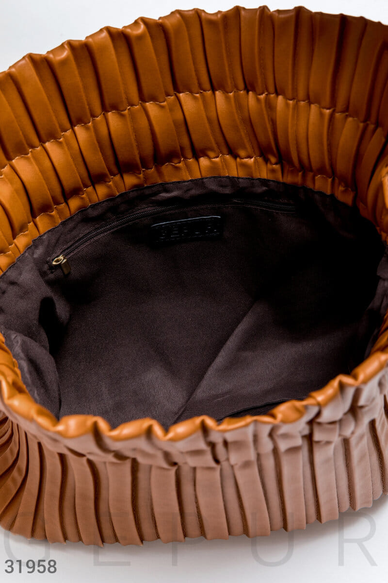 Коричневая стильная сумка Leather trend