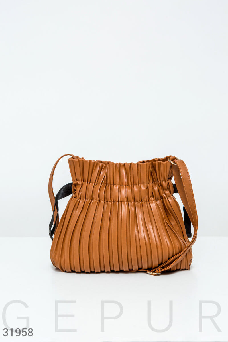 Коричневая стильная сумка Leather trend