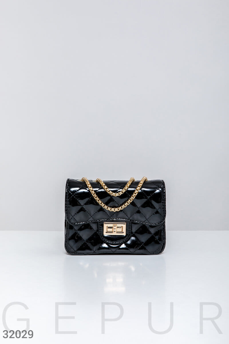 Черная лаковая сумка Leather trend