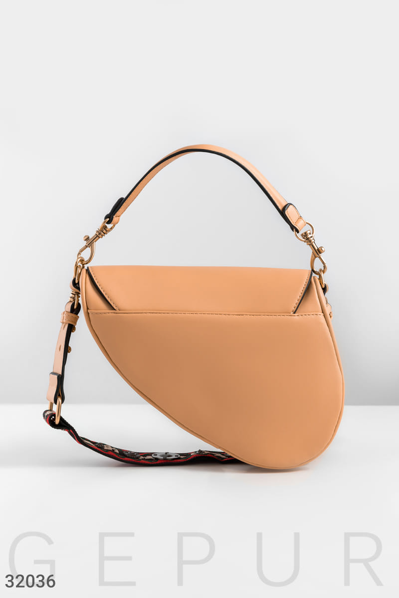 Сумка оригинальной формы This is your time