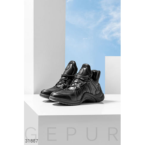 Черные массивные кроссовки Leather trend