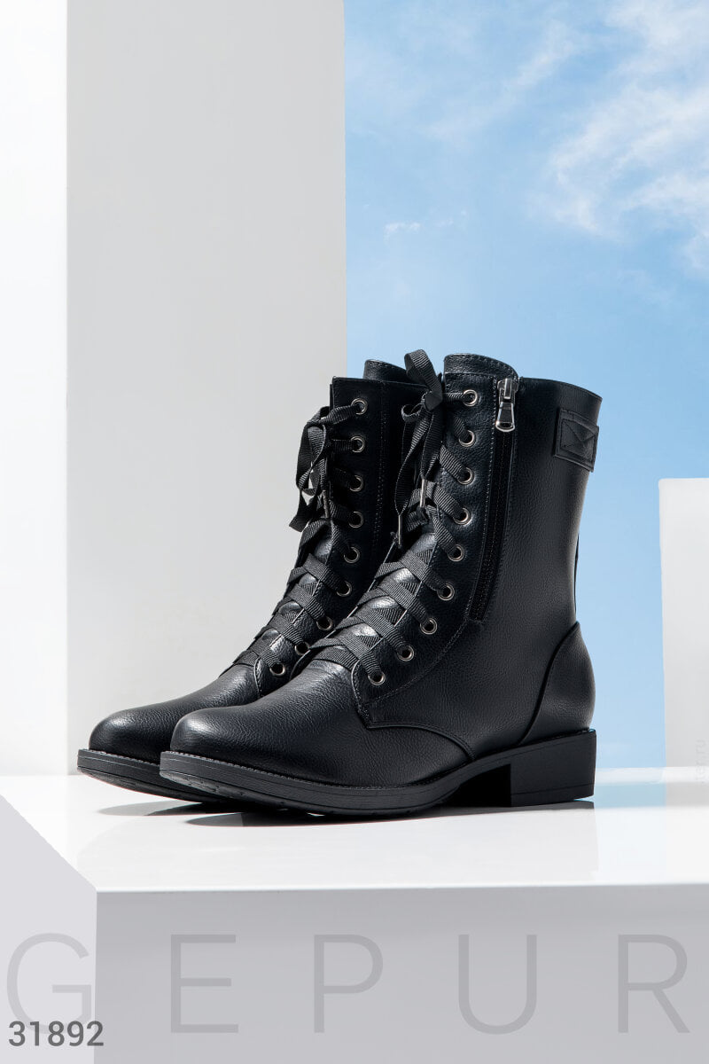 Кожаные ботинки со шнуровкой Leather trend