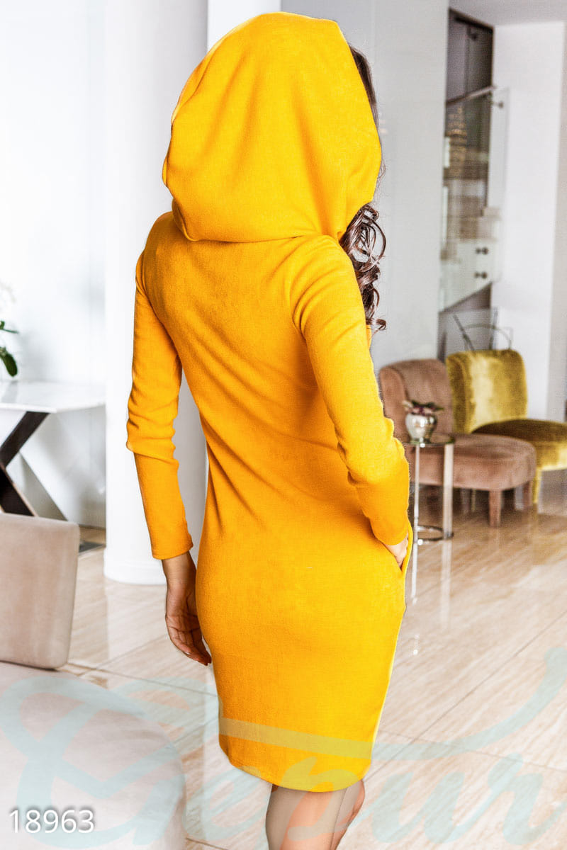 Теплое ангоровое платье Base