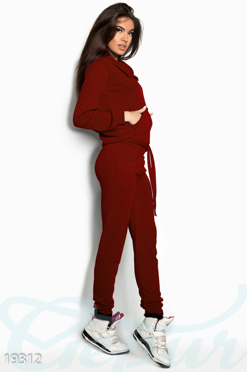 Удобный тренировочный костюм Gentle