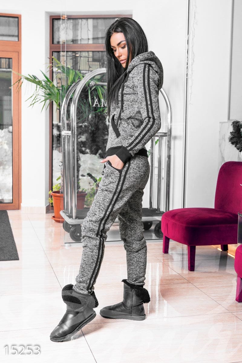 Теплый спортивный костюм Dress code