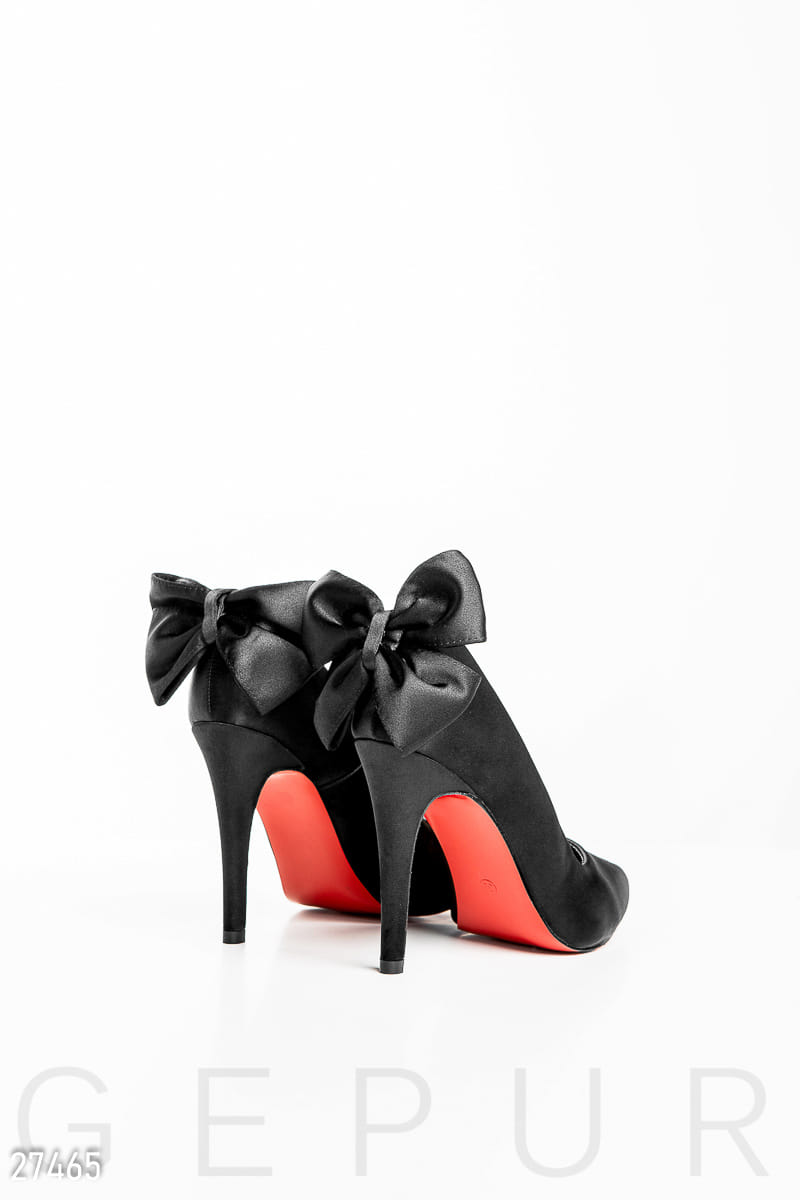 Элегантные атласные туфли Dress time