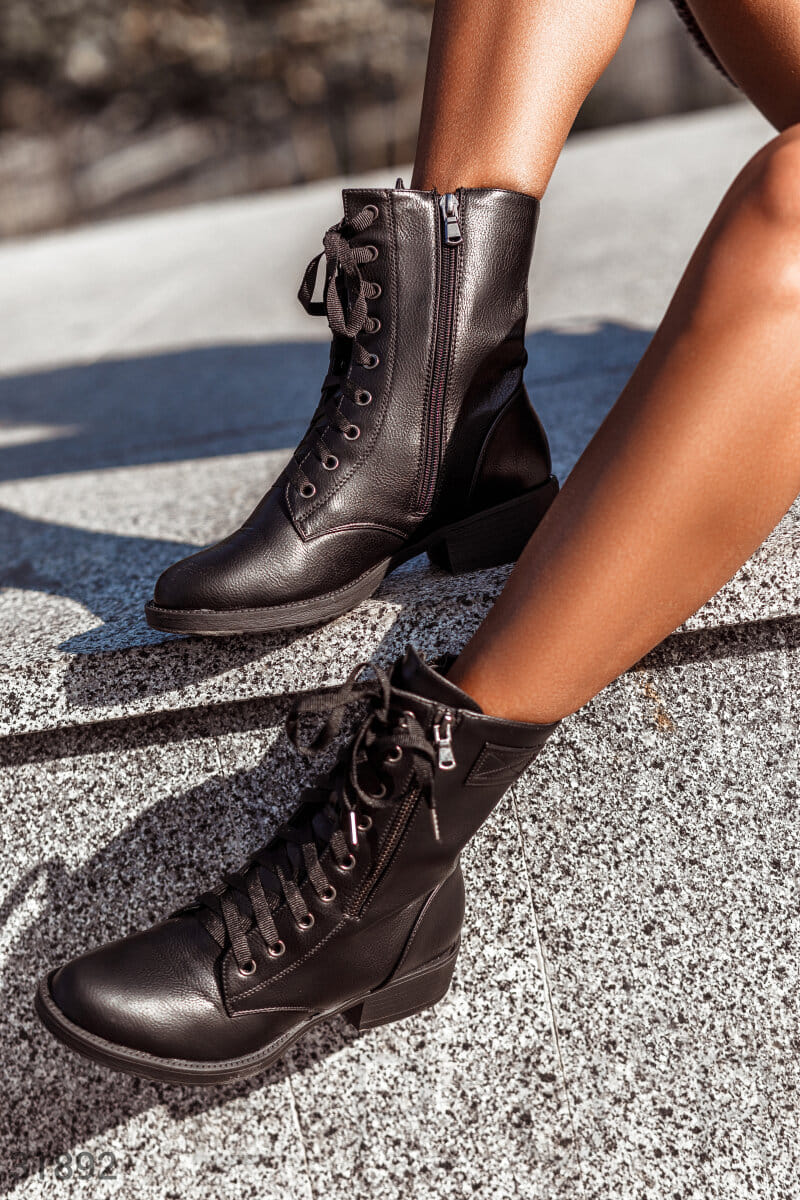Кожаные ботинки со шнуровкой Leather trend