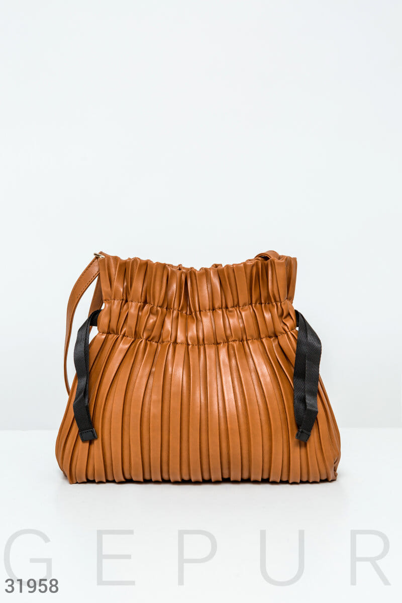 Коричневая стильная сумка Leather trend