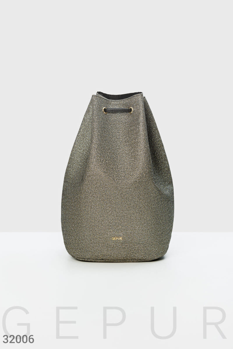 Вместительный серебристый рюкзак Warm favourites