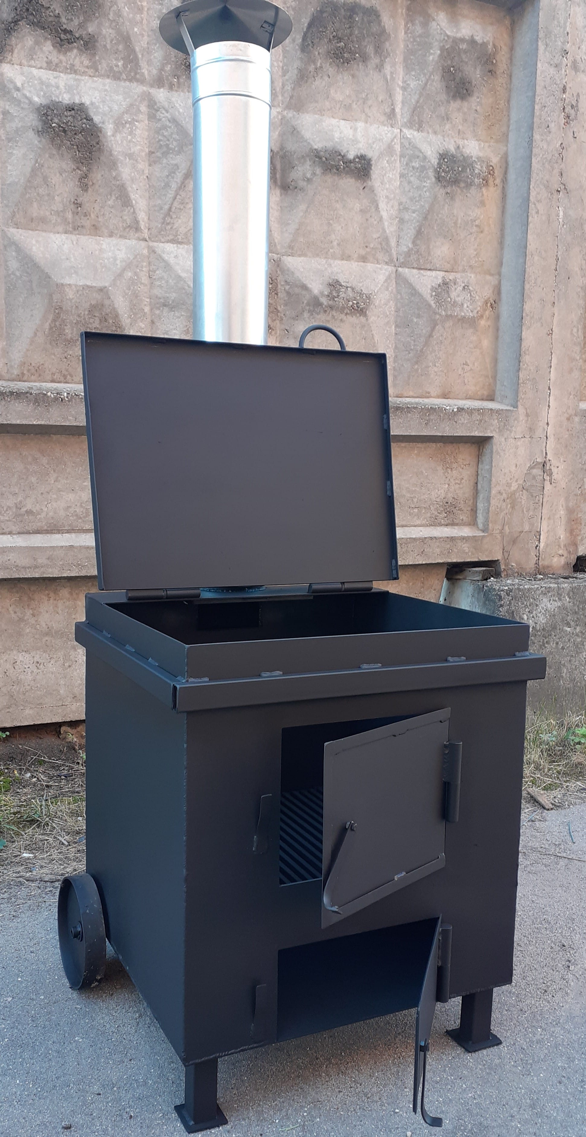 Мусоросжигатель для дачи "Уголек"-240 Л (Pionehr)