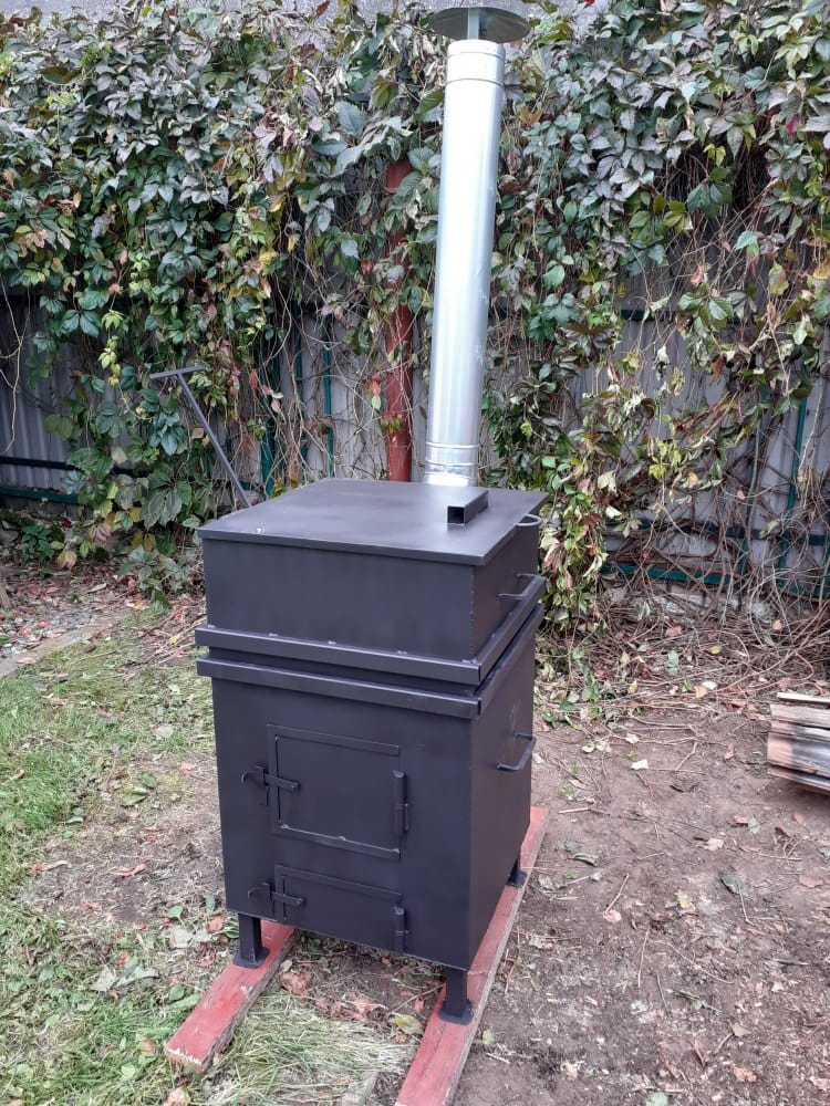 Печь для сжигания садового мусора "Уголек" Плюс (Pionehr)