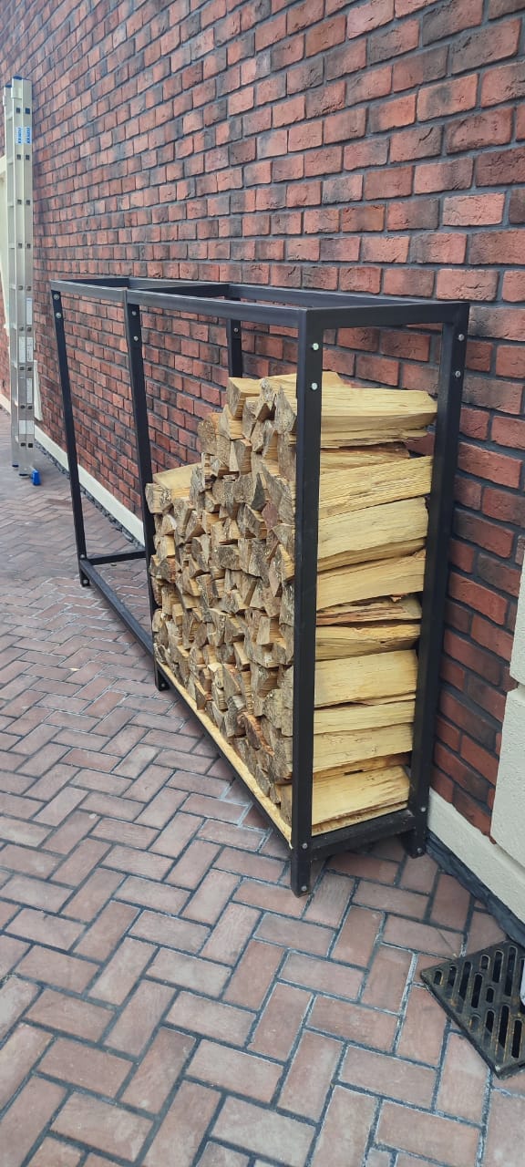 Металлическая дровница для дачи "Стопка 2СП" (Pionehr)