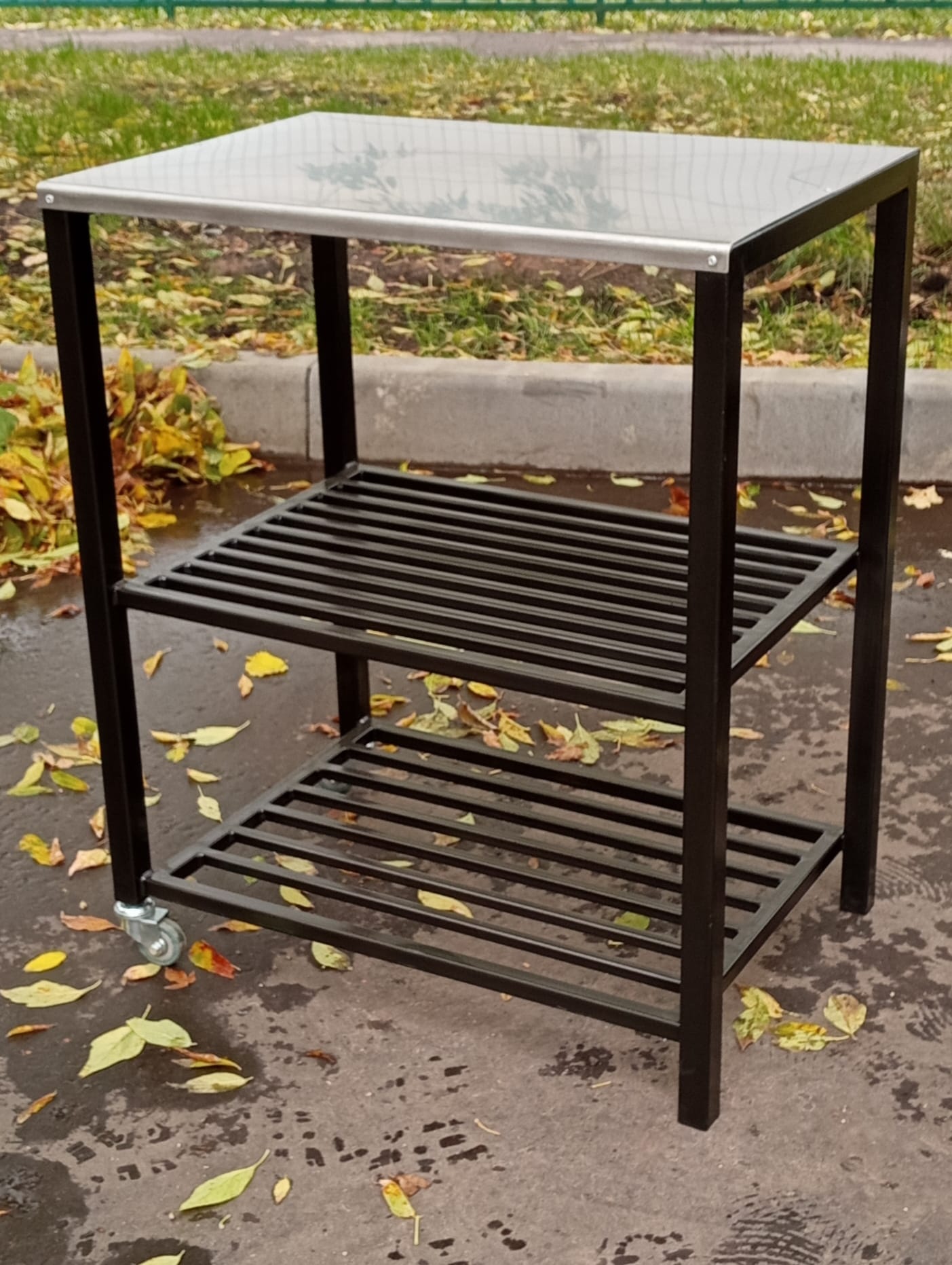 Стол для мангала приставной