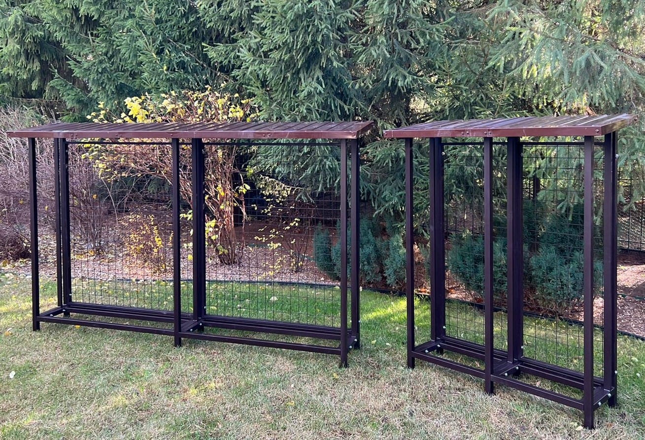 Уличная металлическая дровница КУБ-3М с сеткой (Pionehr)