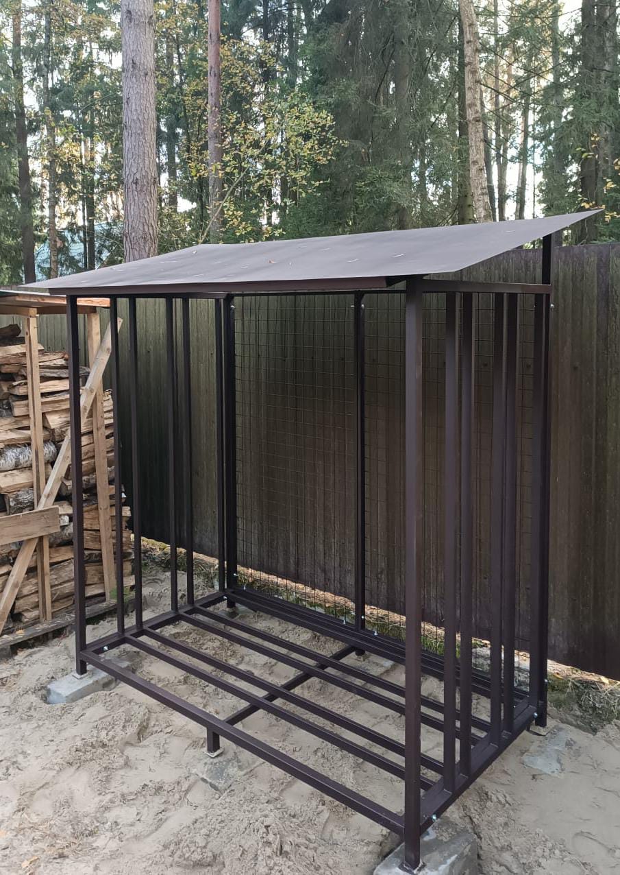 Дровник уличный КУБ 4,4 ПК с сеткой (Pionehr)